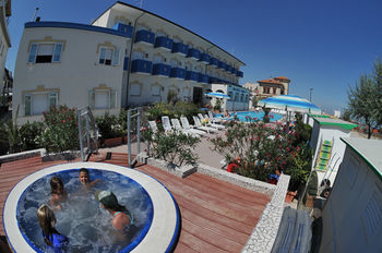Hotel Diana Viserbella di Rimini Exterior foto