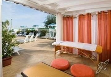 Hotel Diana Viserbella di Rimini Exterior foto